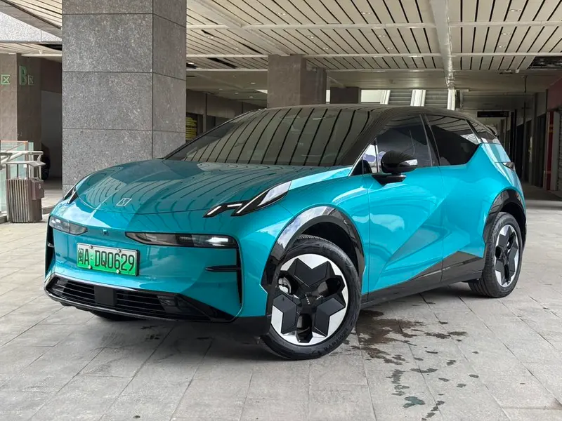 Zeekr X, 2023