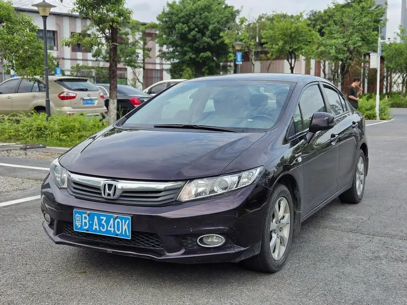Honda Civic Anniversary 1.8L Auto Comfort Edition, 2013 — фото 1