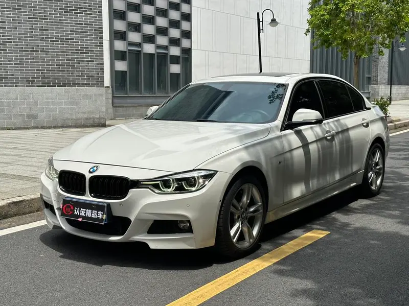 BMW 3-Series, 2018