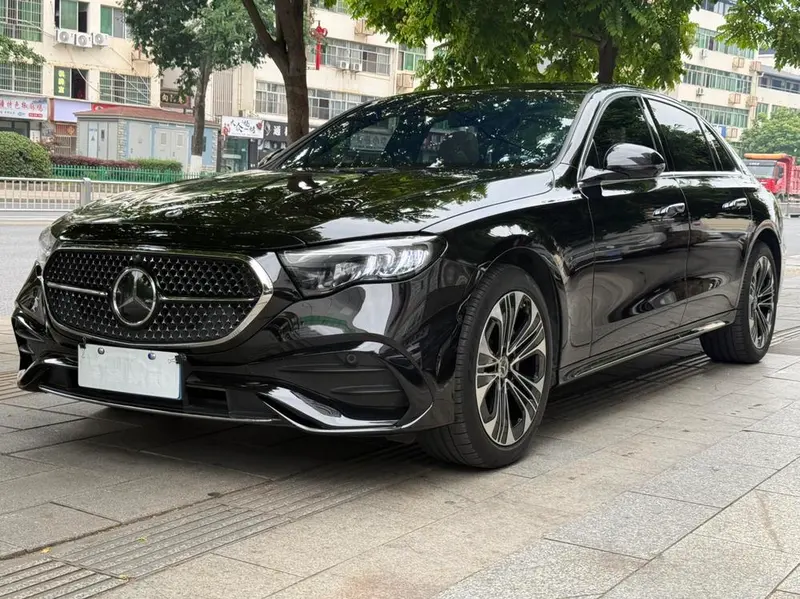 Mercedes-Benz E-Class, 2024