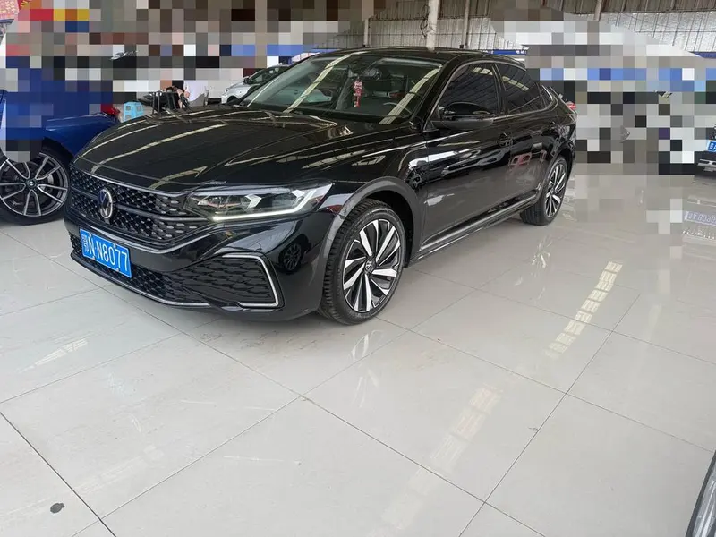 Volkswagen Passat, 2022