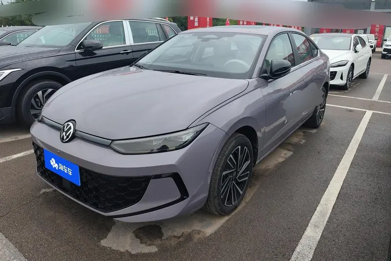 Volkswagen Lavida Pro 300TSI Starry Умный комфорт, 2026 — фото 1