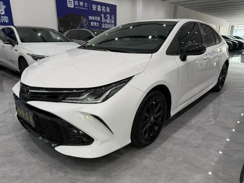 Toyota Corolla 1.5L CVT GR SPORT Sport Edition, 2021 — фото 1