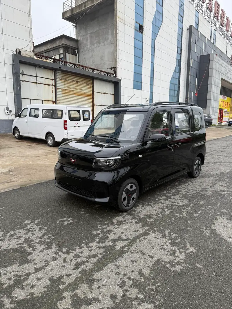 Wuling Zhiguang EV, 2025