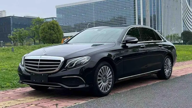 Mercedes-Benz E-Class, 2020