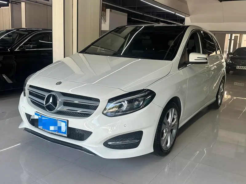 Mercedes-Benz B-Class, 2015