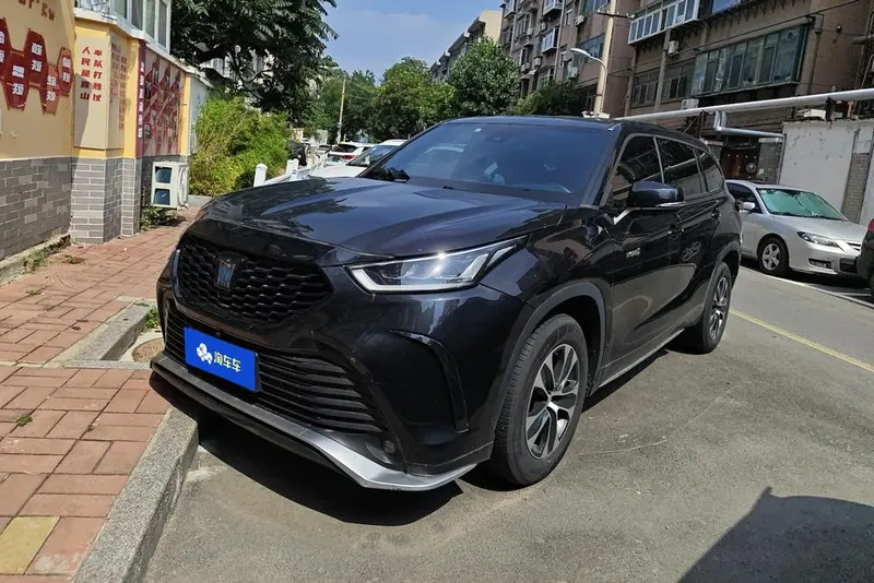 Toyota Crown Kluger, 2021
