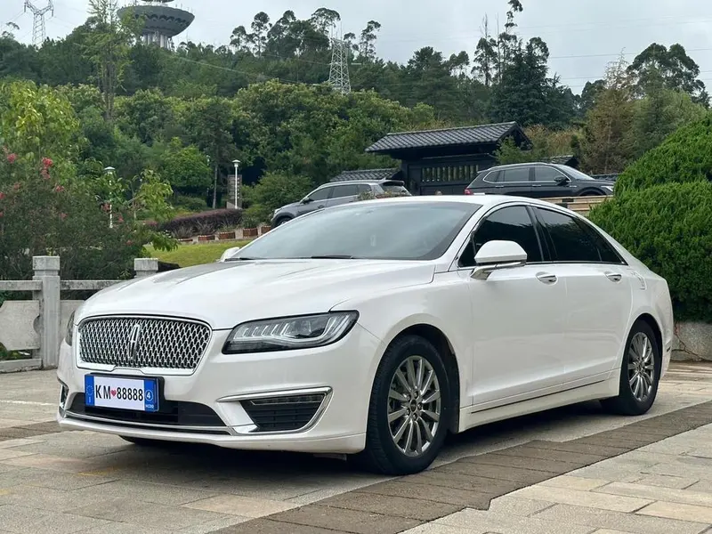 Lincoln MKZ, 2020