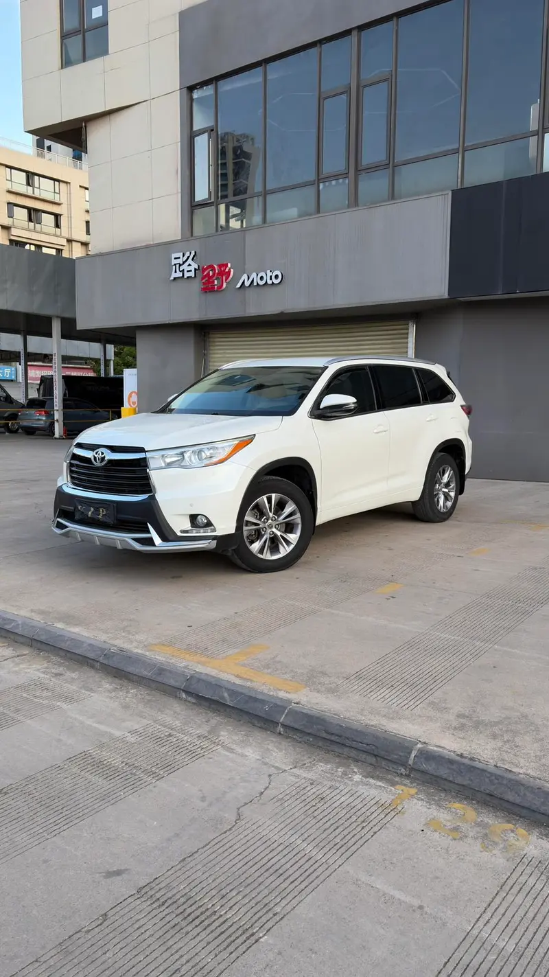 Toyota Highlander, 2015