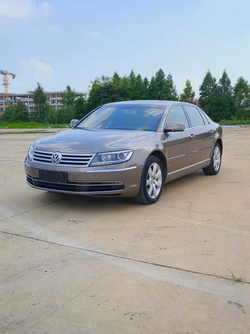 Volkswagen Phaeton, 2014