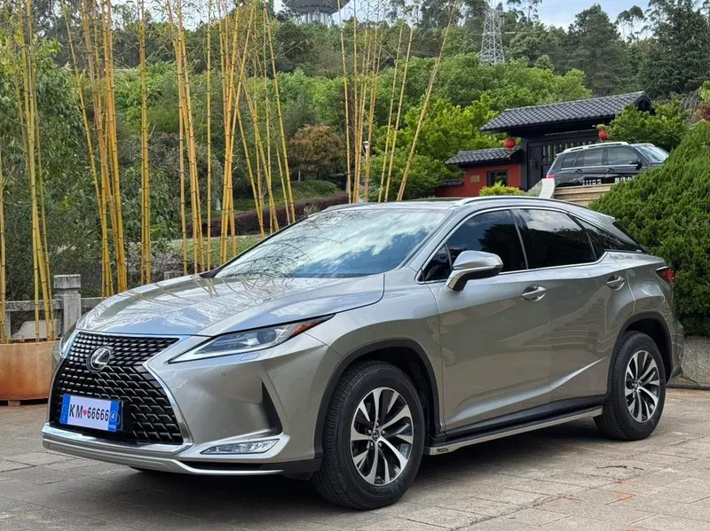 Lexus RX, 2020