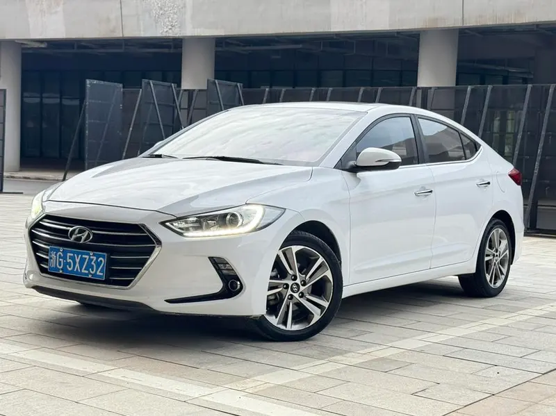 Hyundai Elantra Lingdong, 2018