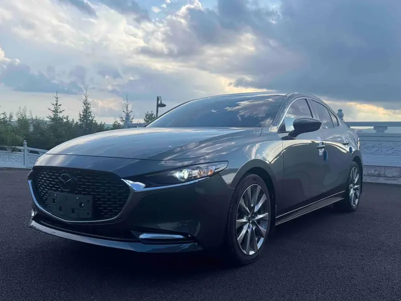 Mazda 3 Axela, 2021
