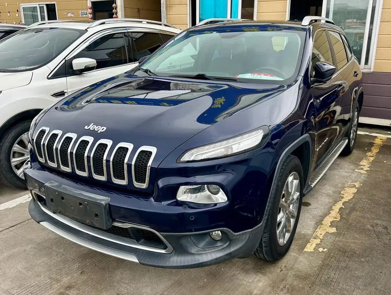 Jeep Cherokee, 2016