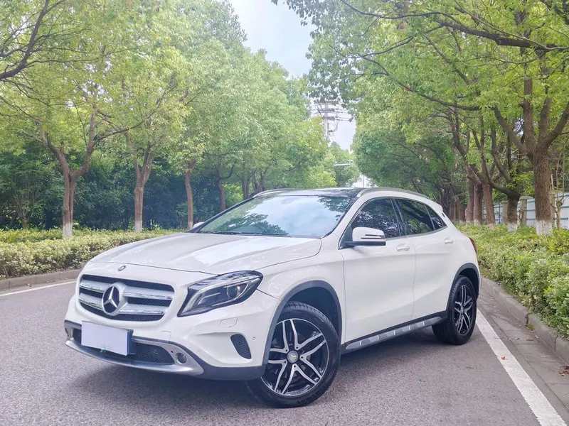 Mercedes-Benz GLA GLA 200 Fashion Version, 2015 — фото 1