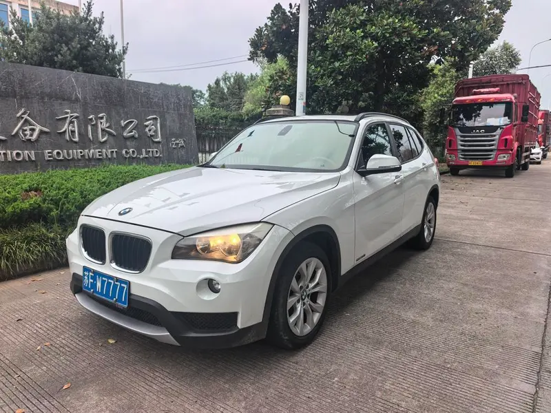 BMW X1, 2013