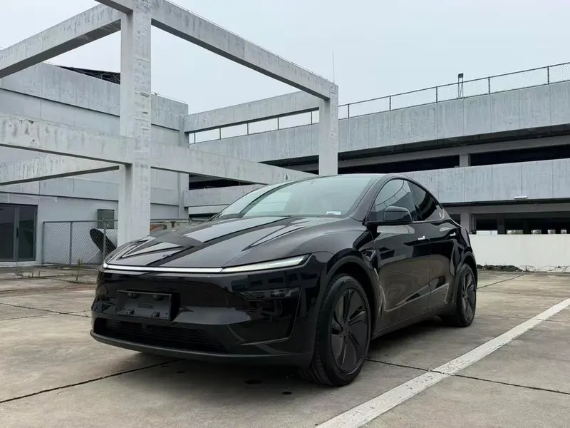 Tesla Model Y Long Range AWD Edition, 2026 — фото 1