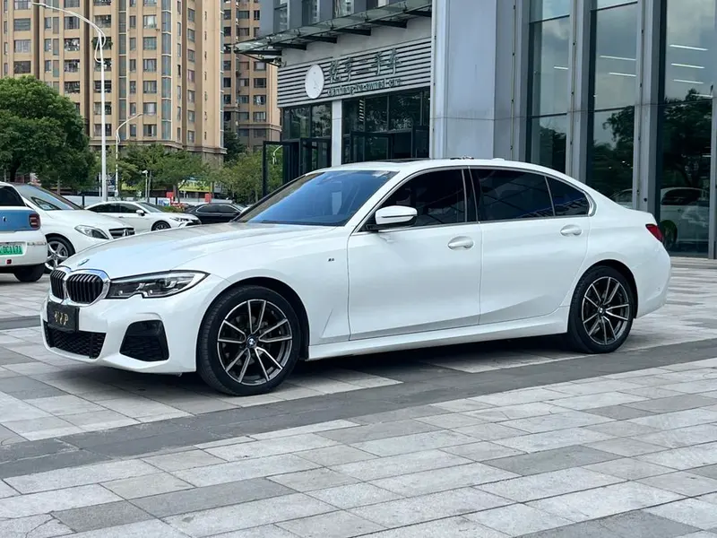 BMW 3-Series, 2021