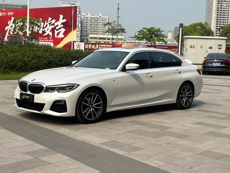 BMW 3-Series, 2020