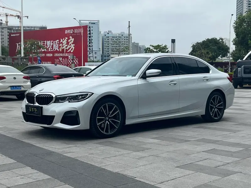 BMW 3-Series, 2021