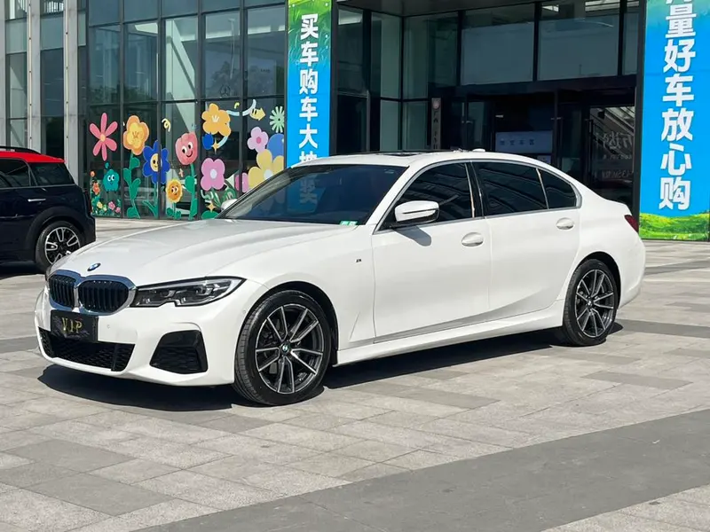 BMW 3-Series, 2021