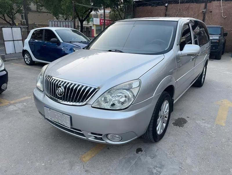 Buick GL8 2.4L Classic Edition, 2014 — фото 1