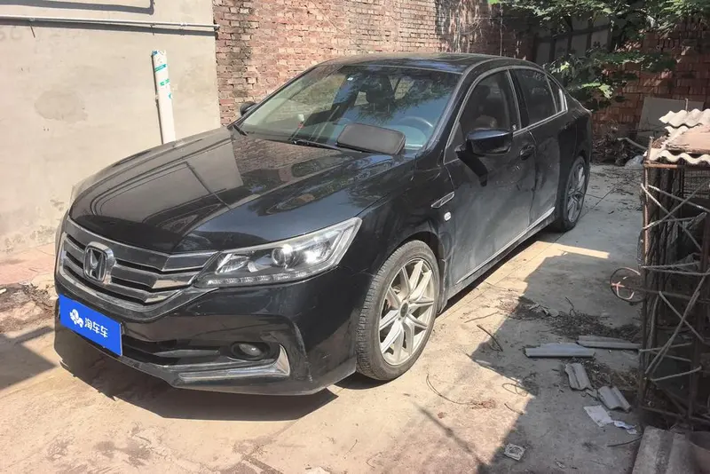 Honda Accord, 2015