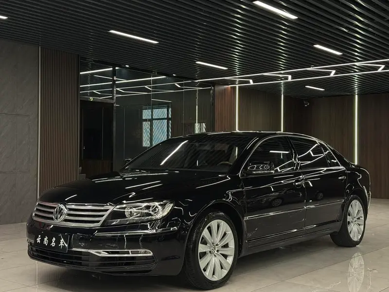Volkswagen Phaeton, 2012