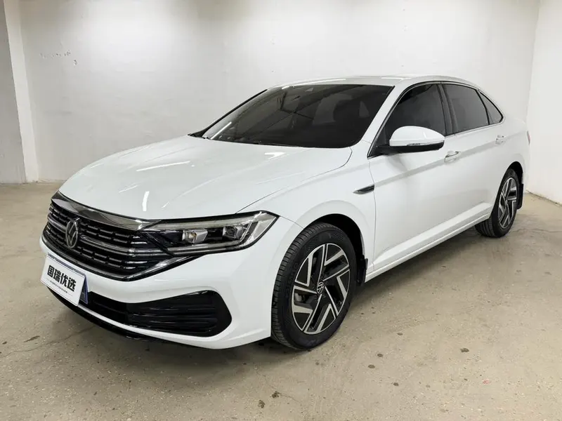 Volkswagen Sagitar, 2023
