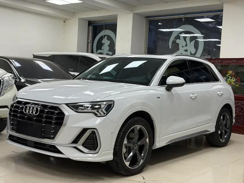 Audi Q3 35 TFSI Fashion Version, 2022 — фото 1