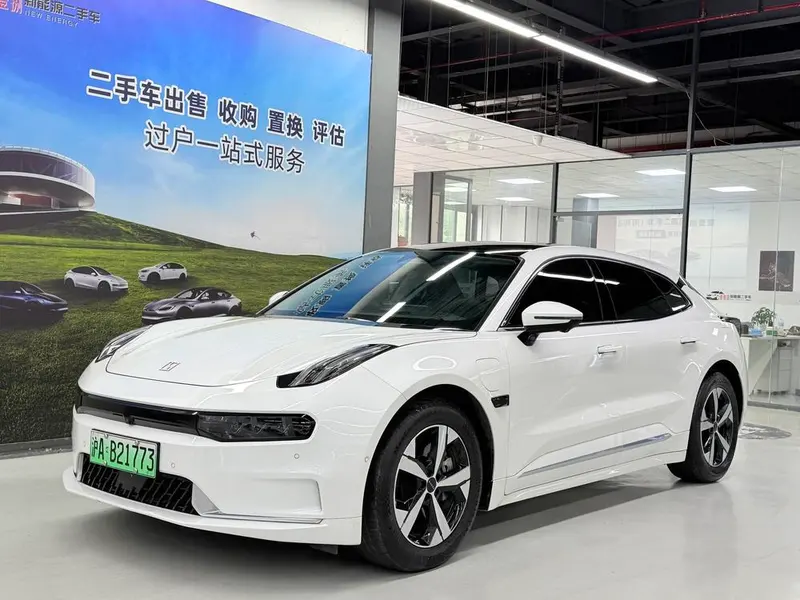 Zeekr 001, 2022