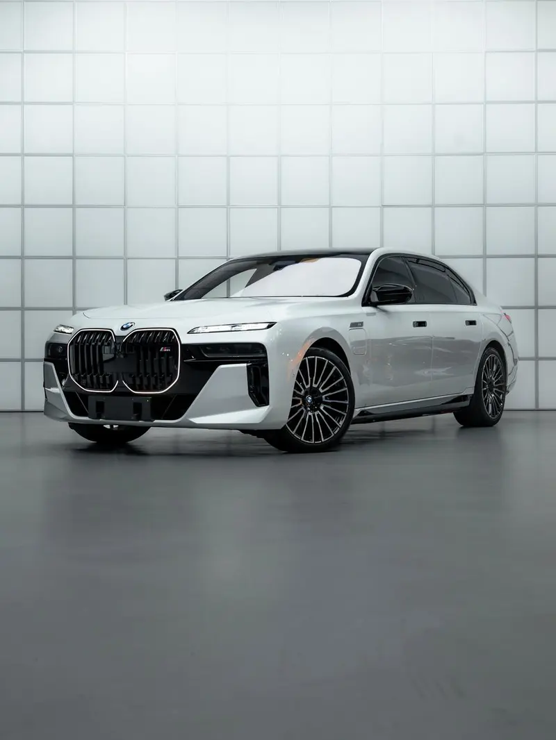 BMW i7, 2023