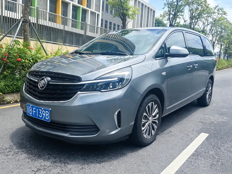 Buick GL8 Facelift 652T Luxury Version, 2021 — фото 1