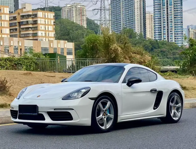 Porsche 718, 2016