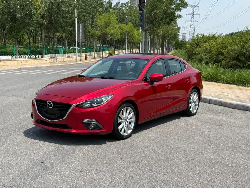 Mazda 3 Axela, 2014