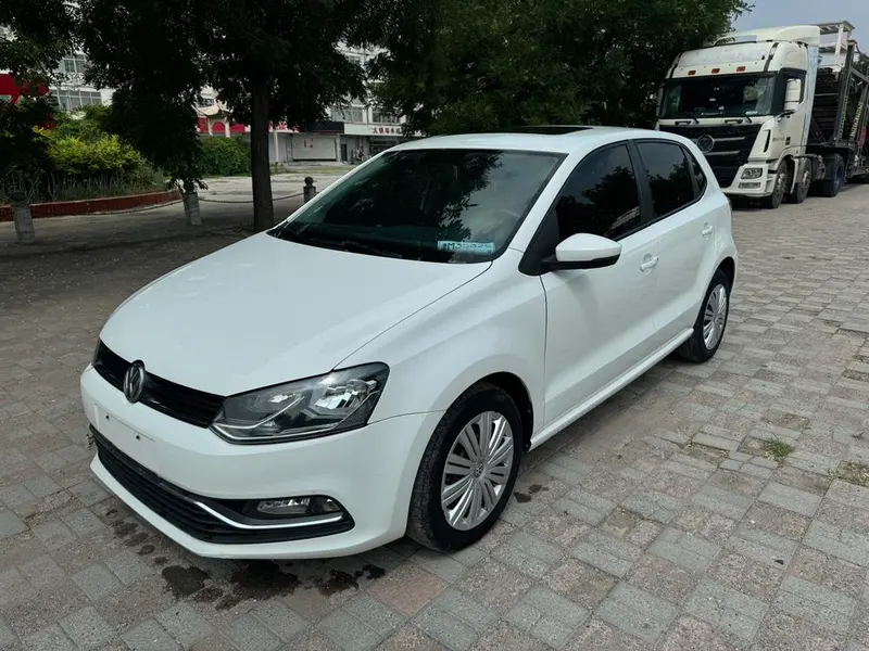 Volkswagen Polo 1.6L Auto Comfort Version, 2016 — фото 1