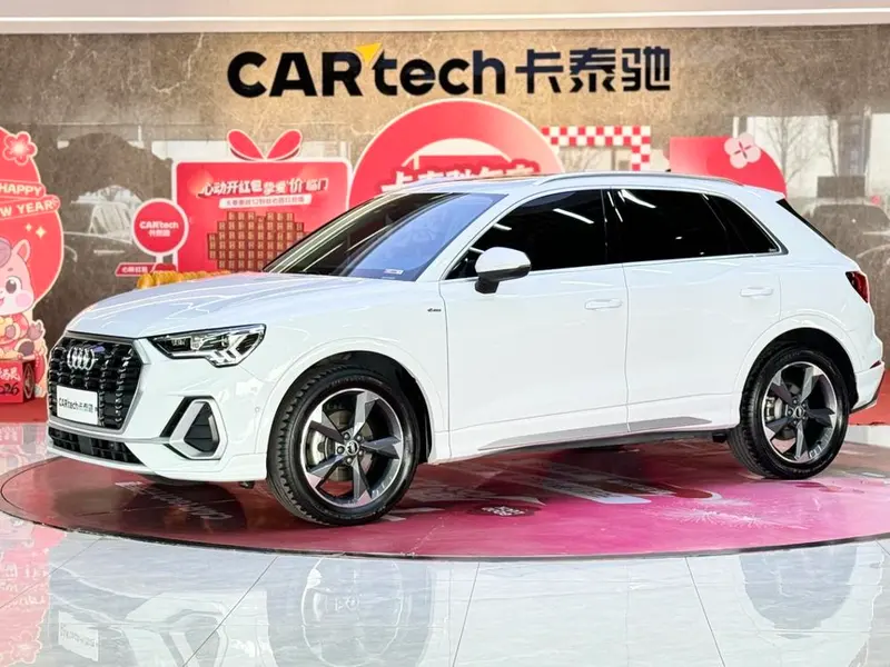 Audi Q3 35 TFSI Fashion Version, 2022 — фото 1