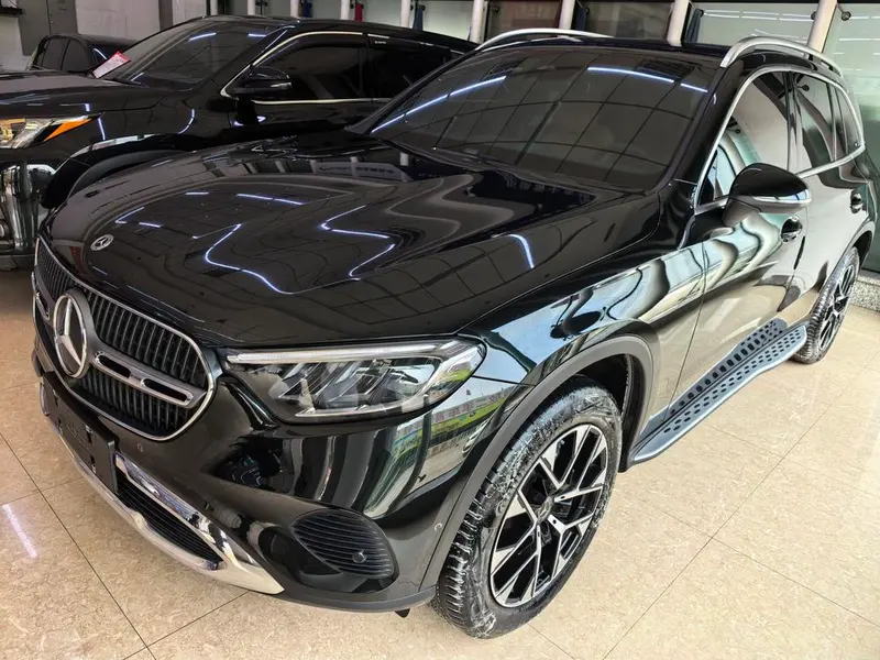Mercedes-Benz GLC Facelift GLC 260 L 4MATIC Version 5 Seater, 2023 — фото 1