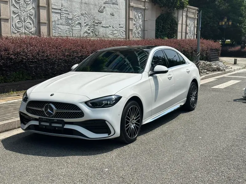 Mercedes-Benz C-Class, 2024