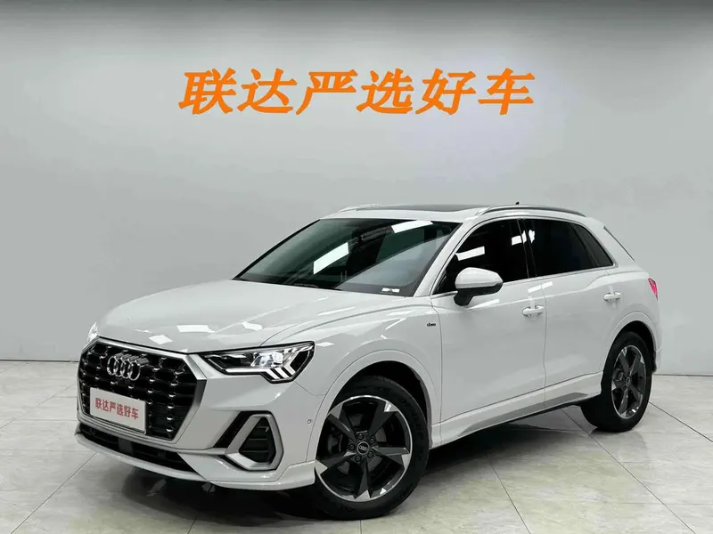 Audi Q3 35 TFSI Fashion Version, 2022 — фото 1