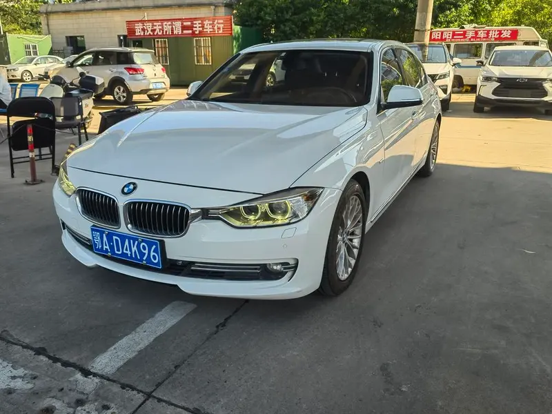 BMW 3-Series, 2015