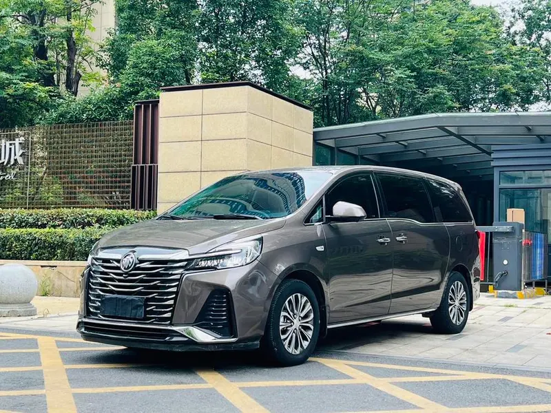 Buick GL8, 2023