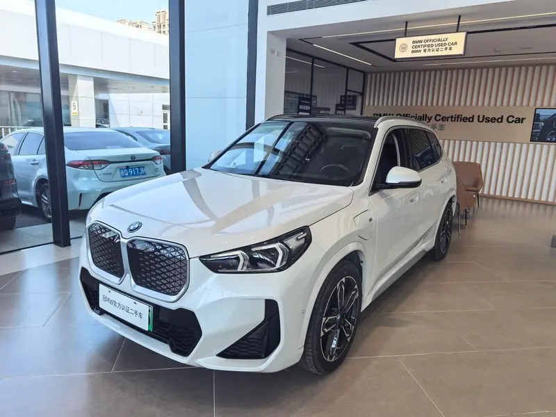 BMW iX1, 2023