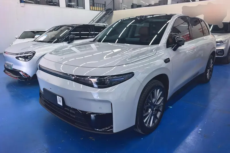 Leapmotor C10 EREV 210 Lidar Edition, 2026 — фото 1