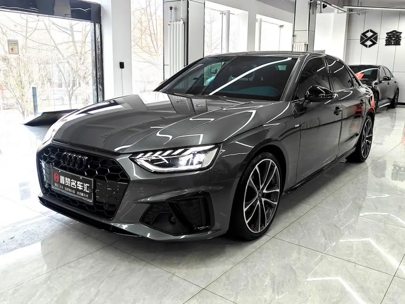 Audi A4L 40 TFSI quattro Luxury Version, 2023 — фото 1