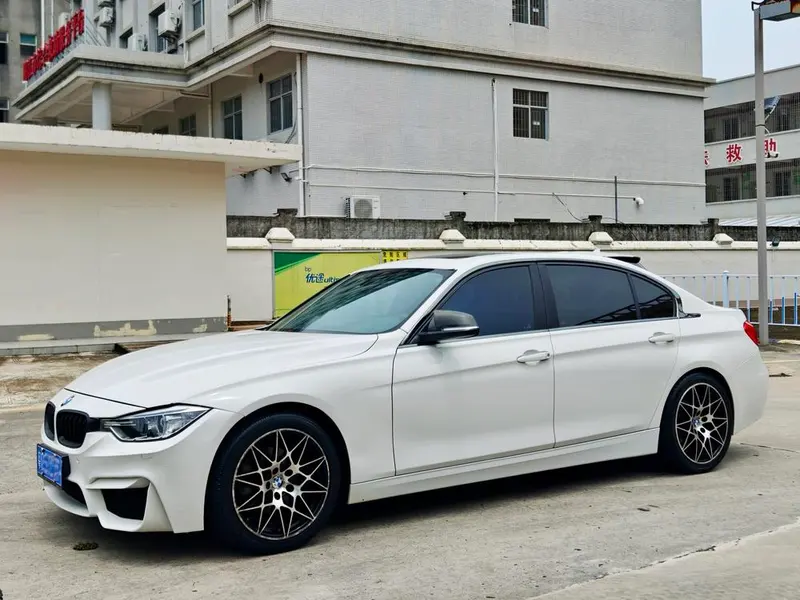 BMW 3-Series, 2015