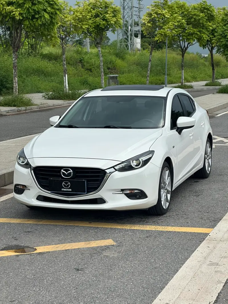 Mazda 3 Axela, 2017