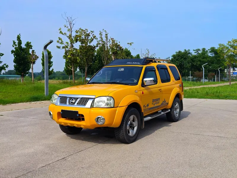 Nissan Paladin 2.4L 4WD Standard Version CN4, 2013 — фото 1