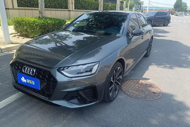 Audi A4L 40 TFSI Luxury Version, 2023 — фото 1