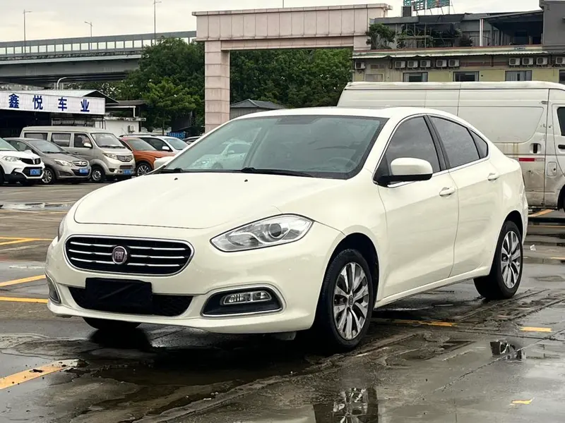 Fiat Viaggio, 2012